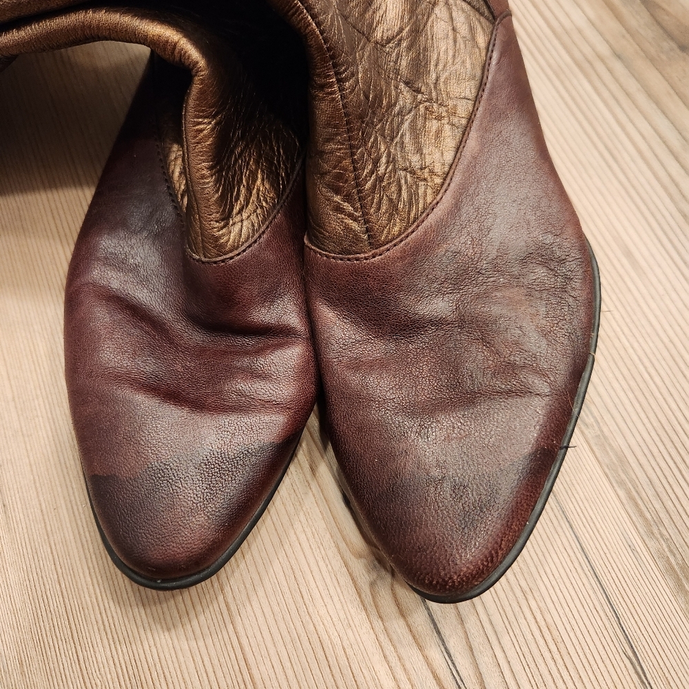 Born Leather Knee High Rider Zip Up Boot - Picture 8 of 16